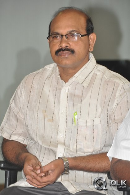 Auto-Nagar-Surya-Press-Meet